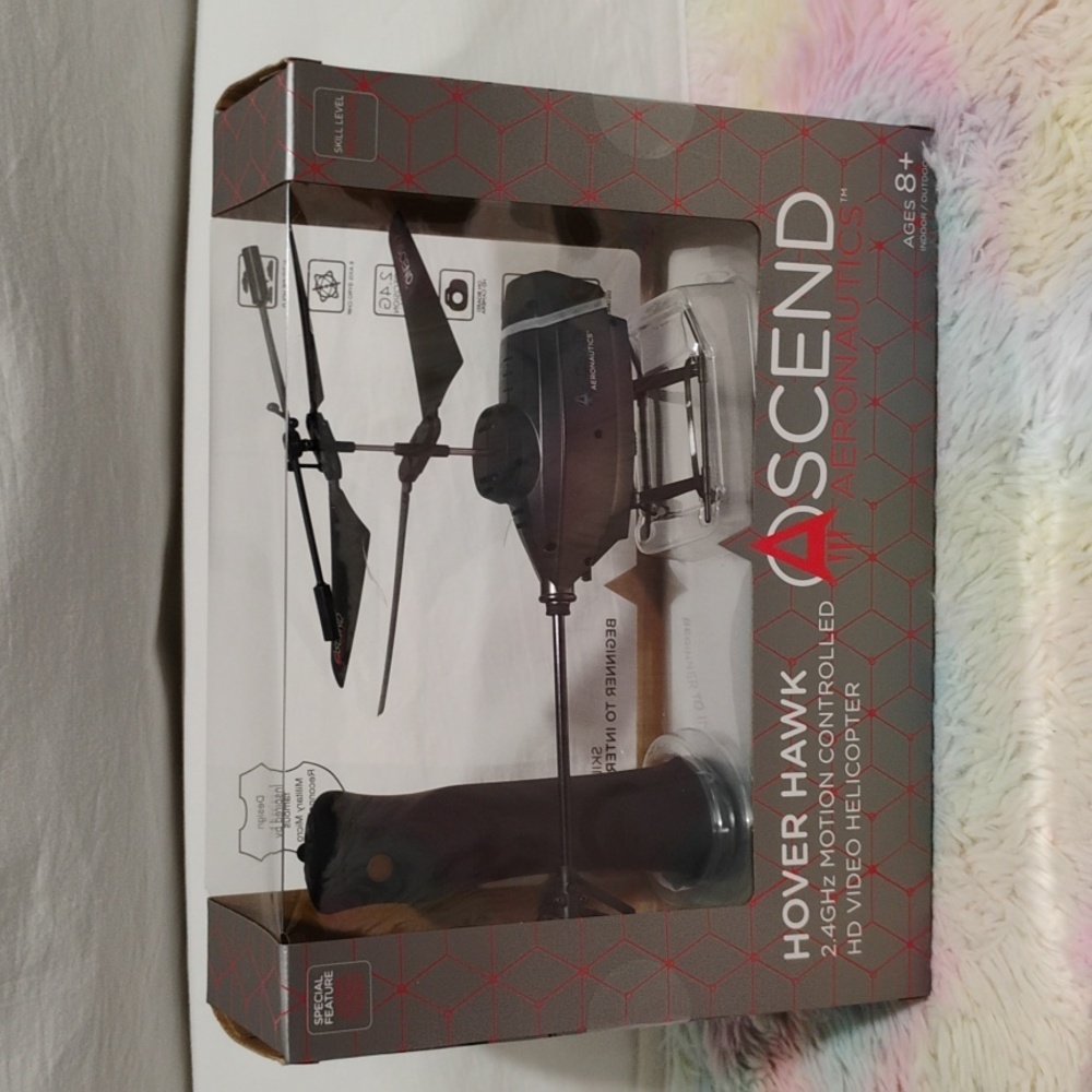 (D-19) New Ascend Aeronautics Hover Hawk 2.4ghz Motion/HD Video Helicopter